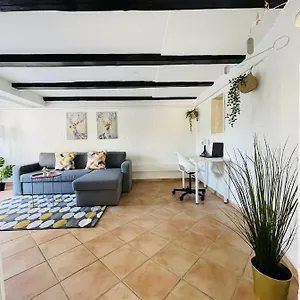 Aday - Charming With Terrace Aalborg