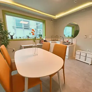 招待所 四季屋旅馆（仅限女性）